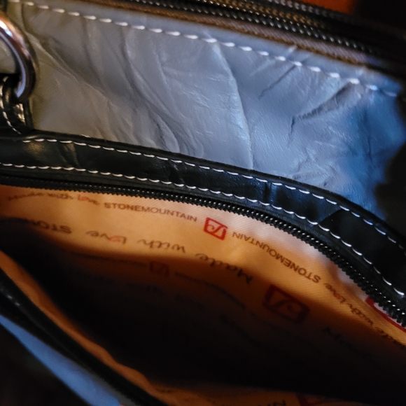 Stone Mountain Shoulder Handbag Gray Black - Picture 6 of 9